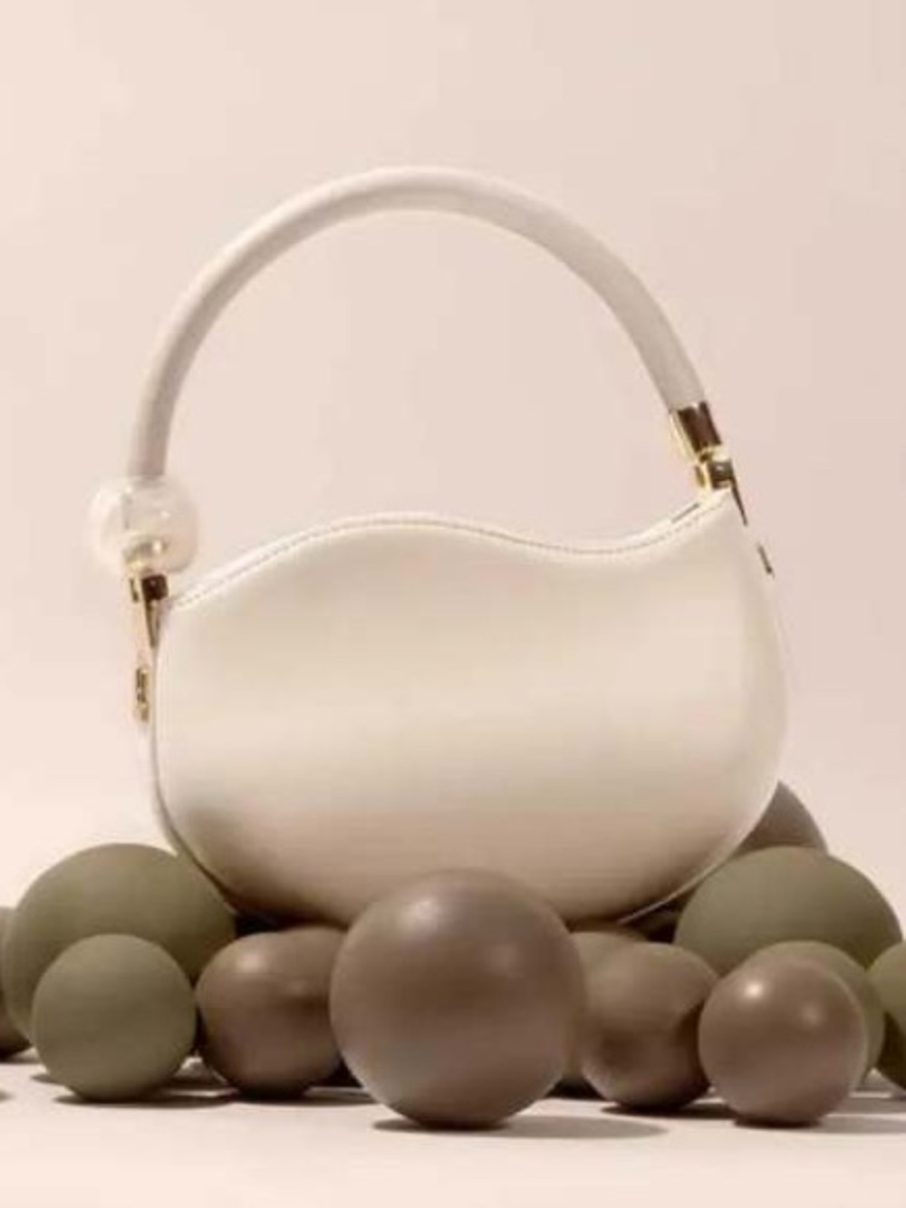 New Melie Bianco Elegant White Curved Top-Handle Bag